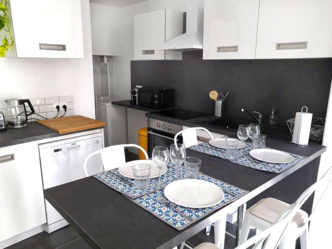 Beautifully Bright Apartment In Old Town Saint-Tropez Dış mekan fotoğraf