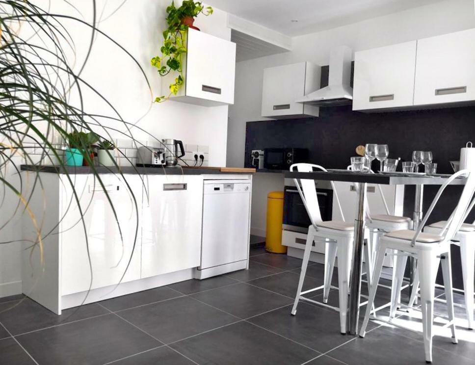 Beautifully Bright Apartment In Old Town Saint-Tropez Dış mekan fotoğraf