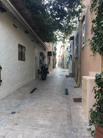 Beautifully Bright Apartment In Old Town Saint-Tropez Dış mekan fotoğraf